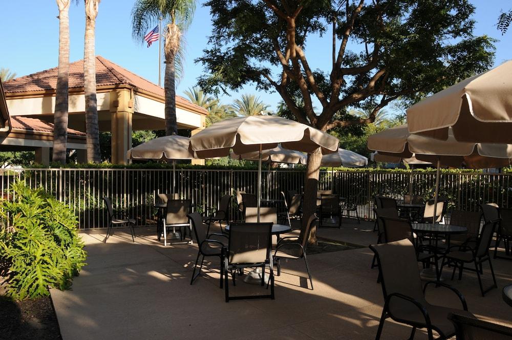 Hampton Inn & Suites Anaheim Garden Grove Exterior photo