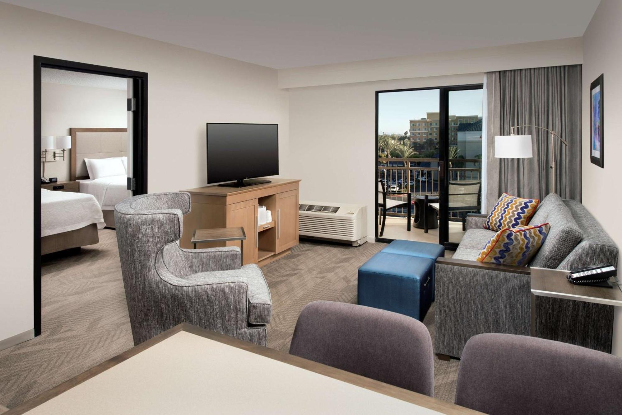 Hampton Inn & Suites Anaheim Garden Grove Exterior photo