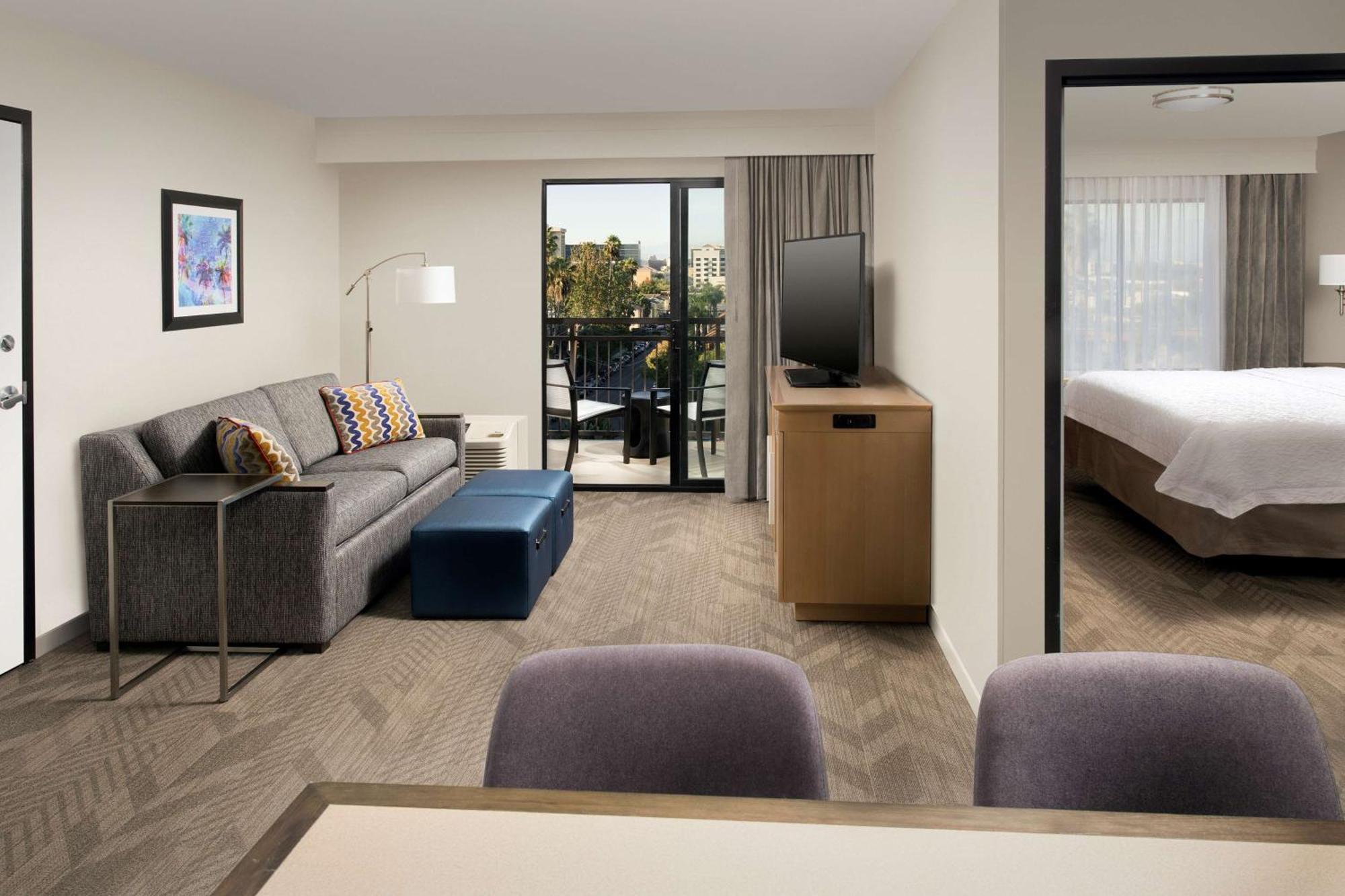 Hampton Inn & Suites Anaheim Garden Grove Exterior photo
