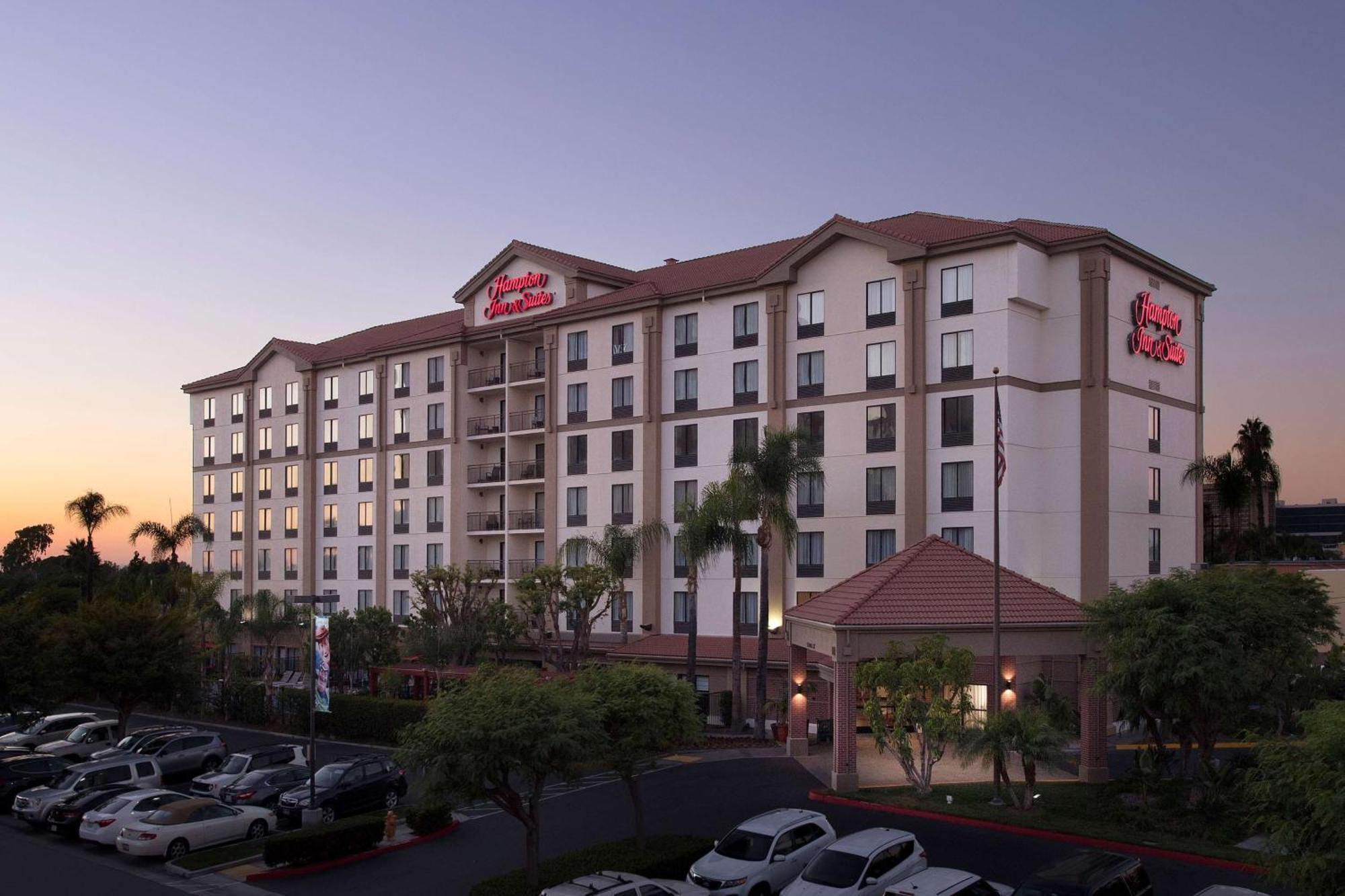 Hampton Inn & Suites Anaheim Garden Grove Exterior photo