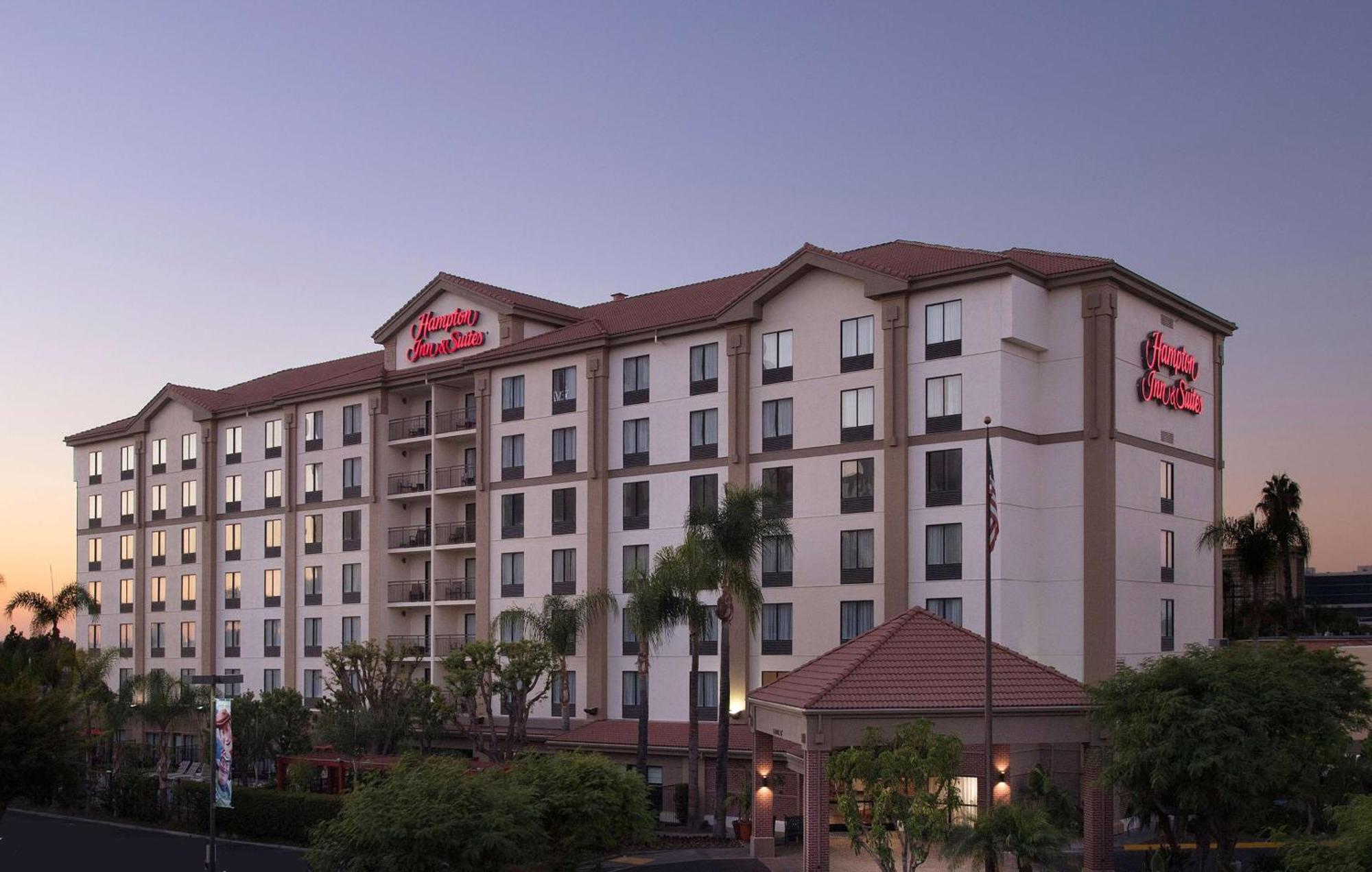 Hampton Inn & Suites Anaheim Garden Grove Exterior photo